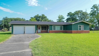 2810 Dogwood Ln, Beaumont, TX 77703