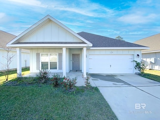435 Gemini St, Gulf Shores, AL 36542