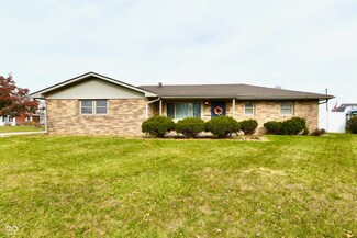 912 Hilltop Blvd, Anderson, IN 46013