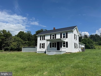 1822 Pleasant View Rd, Mount Jackson, VA 22842