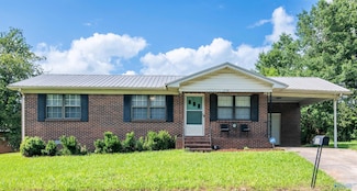 505 Georgia St NE, Hartselle, AL 35640