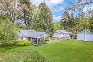 158 Esopus Creek Rd, Saugerties, NY 12477