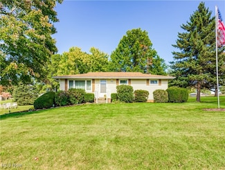 2560 Saga Cir NE, East Canton, OH 44730