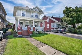 137 79th St, Niagara Falls, NY 14304