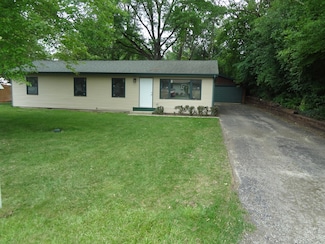 9802 Gallek Rd, Fox River Grove, IL 60021