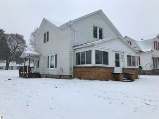 331 W Wheatland Ave, Remus, MI 49340