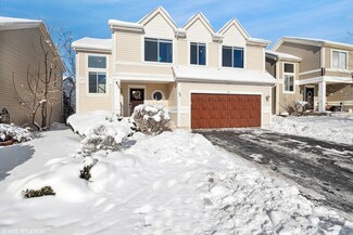 838 Waterview Dr, Round Lake Park, IL 60073