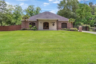 1086 Myrtle St, Baker, LA 70714
