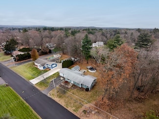 103 Dupuis Rd, Holyoke, MA 01040