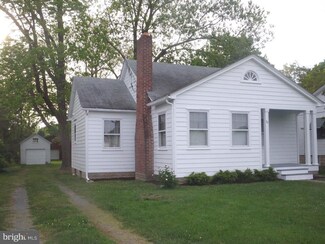 30 N Caesar Rodney Ave, Wyoming, DE 19934