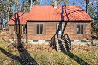 9 Stoneybrook Dr, Ogunquit, ME 03907