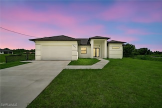 542 Raintree St E, Lehigh Acres, FL 33974