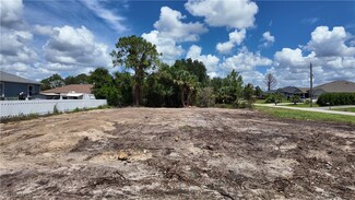 2415 Conway Ave N, Lehigh Acres, FL 33971