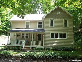 10388 Narrows Rd, Wayland, NY 14572