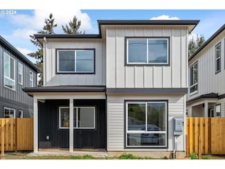 6465 SE 67th Ave Unit B, Portland, OR 97206