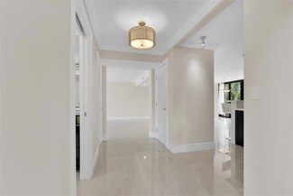 250 E Royal Palm Rd Unit 21, Boca Raton, FL 33432