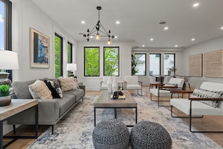 116 Thorndike St Unit 2, Brookline, MA 02446