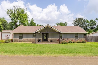 107 E Juniper, San Augustine, TX 75972