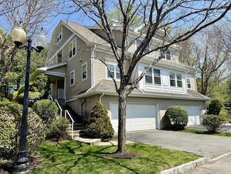 20 Roma Orchard Rd, Peekskill, NY 10566