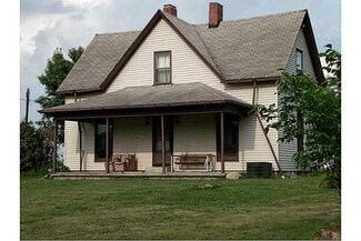 5135 SE 104th St, Runnells, IA 50237