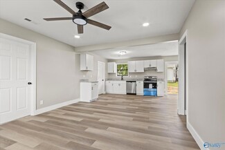 1000 Horton Rd, Albertville, AL 35950