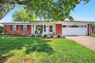 4216 W Middle Ct, Bloomington, IN 47403