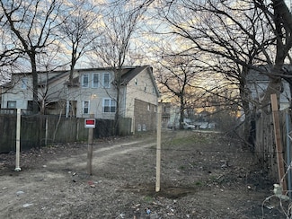 8017 S Marquette Ave, Chicago, IL 60617