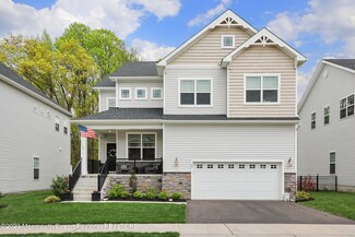 23 Kronenberg St, Tinton Falls, NJ 07724
