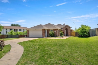901 Timber Oaks Ct, Arlington, TX 76010