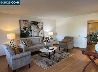 1400 Ptarmigan Dr Unit 2, Walnut Creek, CA 94595