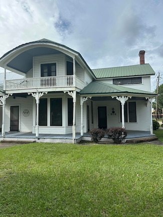273 Live Oak Ave E, Defuniak Springs, FL 32435