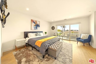 497 N Saint Andrews Place, Los Angeles, CA 90004