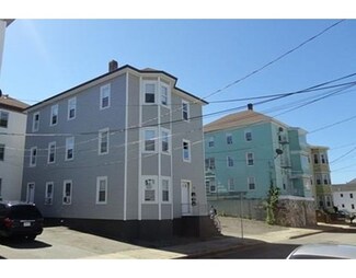 258 Quequechan St, Fall River, MA 02723