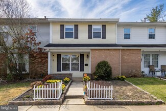 18 Madeley Ct, Sicklerville, NJ 08081