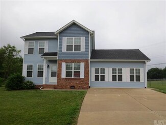 100 2nd Ave NW, Hildebran, NC 28637