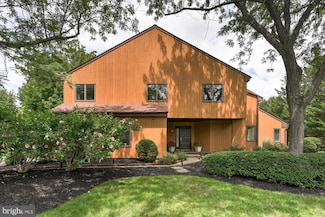 6 Arnold Dr, Princeton Junction, NJ 08550