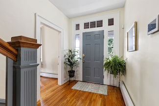 501 W Frederick St, Staunton, VA 24401