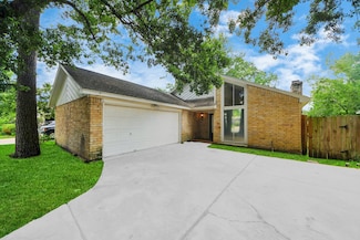2622 Heatherknoll Dr, Spring, TX 77373