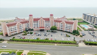 2 Richmond Rd Unit 3U, Lido Beach, NY 11561