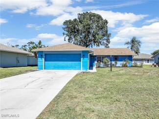 4829 Molokai Dr Unit 12, Naples, FL 34112
