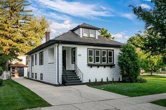 423 N Stone Ave, La Grange Park, IL 60526