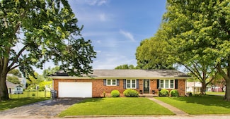 201 S Eastview St, Fort Branch, IN 47648