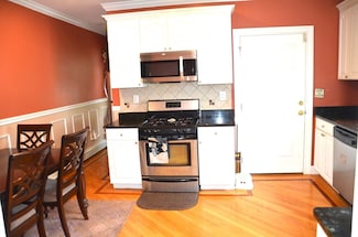 5 Charles St Unit 1, Wakefield, MA 01880