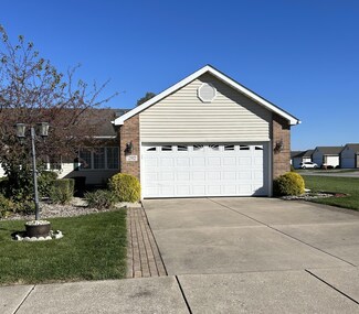 292 S Heather Ln, Crown Point, IN 46307