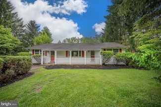 1019 Howellville Rd, Berwyn, PA 19312