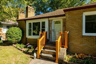 618 Vought St, Ypsilanti, MI 48198