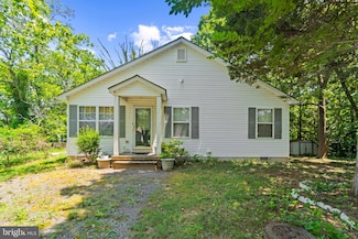 12350 Neale Sound Dr, Cobb Island, MD 20625
