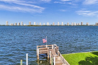109 Wettaw 207 Ln Unit 207, North Palm Beach, FL 33408