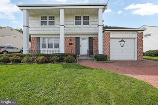 105 Great Oak Rd, Voorhees, NJ 08043