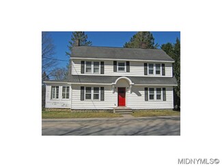 7487 East St, Newport, NY 13416